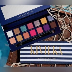 - Anastasia Beverly Hills- Riveria eyeshadow palette